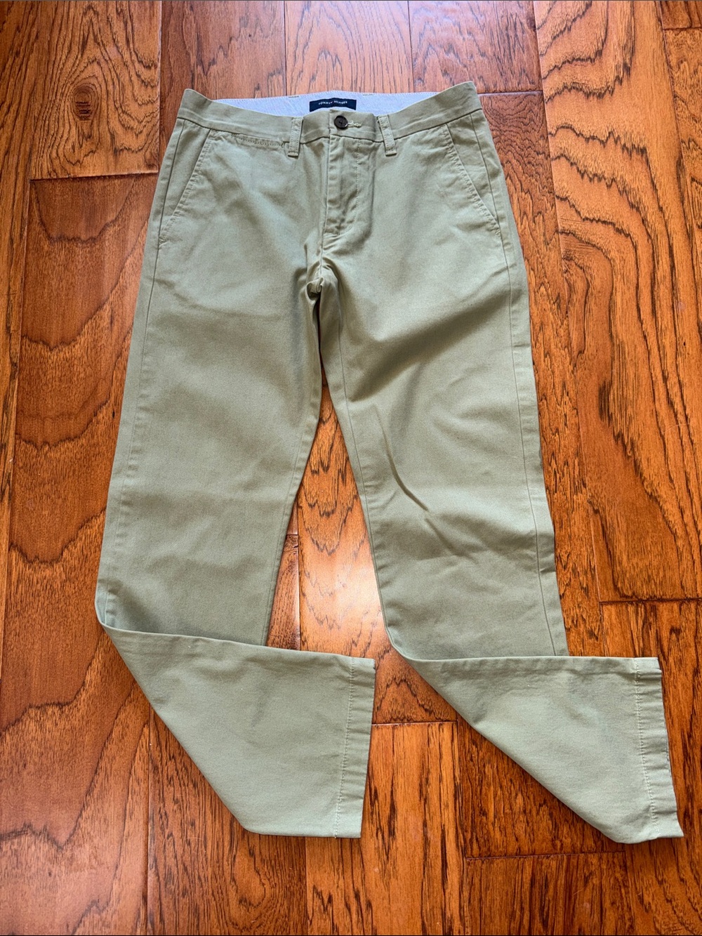 Perfection! 28x30 Tommy Hilfiger chino pants